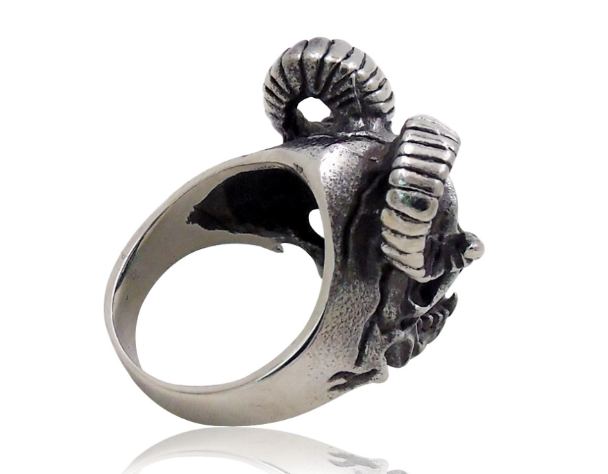 Devil Skull Ring