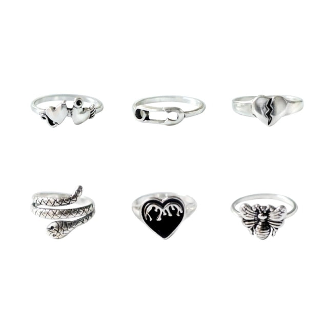 Punk Gothic Love Heart Sword Ring Set for Women 5PCS Vintage Metal Silver Color Skull Butterfly Charms Finger Rings Jewelry Gift