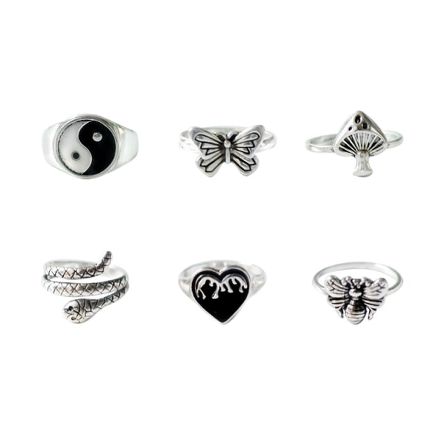 Punk Gothic Love Heart Sword Ring Set for Women 5PCS Vintage Metal Silver Color Skull Butterfly Charms Finger Rings Jewelry Gift