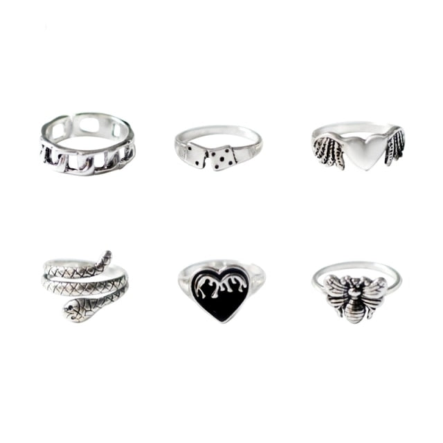 Punk Gothic Love Heart Sword Ring Set for Women 5PCS Vintage Metal Silver Color Skull Butterfly Charms Finger Rings Jewelry Gift