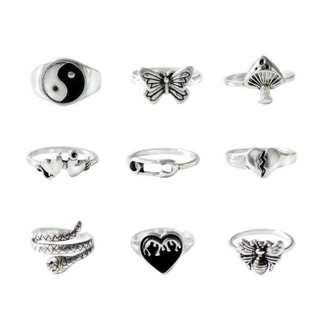 Punk Gothic Love Heart Sword Ring Set for Women 5PCS Vintage Metal Silver Color Skull Butterfly Charms Finger Rings Jewelry Gift