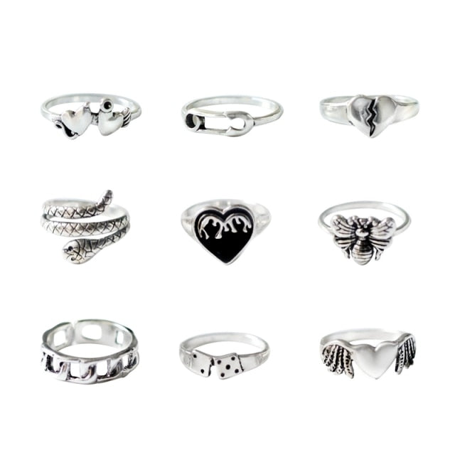 Punk Gothic Love Heart Sword Ring Set for Women 5PCS Vintage Metal Silver Color Skull Butterfly Charms Finger Rings Jewelry Gift