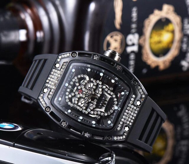 Luxury Skull Head Watch for Men White Silicone Band Sports Diamond Rhinestone Hip Hop Gold Clock Watches Male relogio masculino